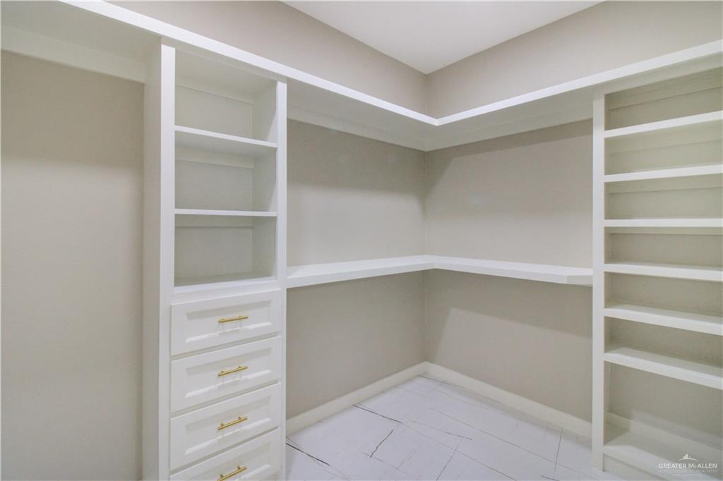 909 Azalea Street Mission, TX 78573 - Photo 16 of 29 Main bedroom closet