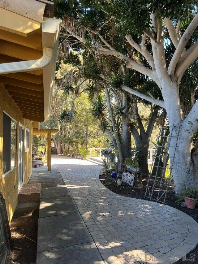 1410 Crestridge Drive Oceanside, CA 92054 - Photo 35 of 71