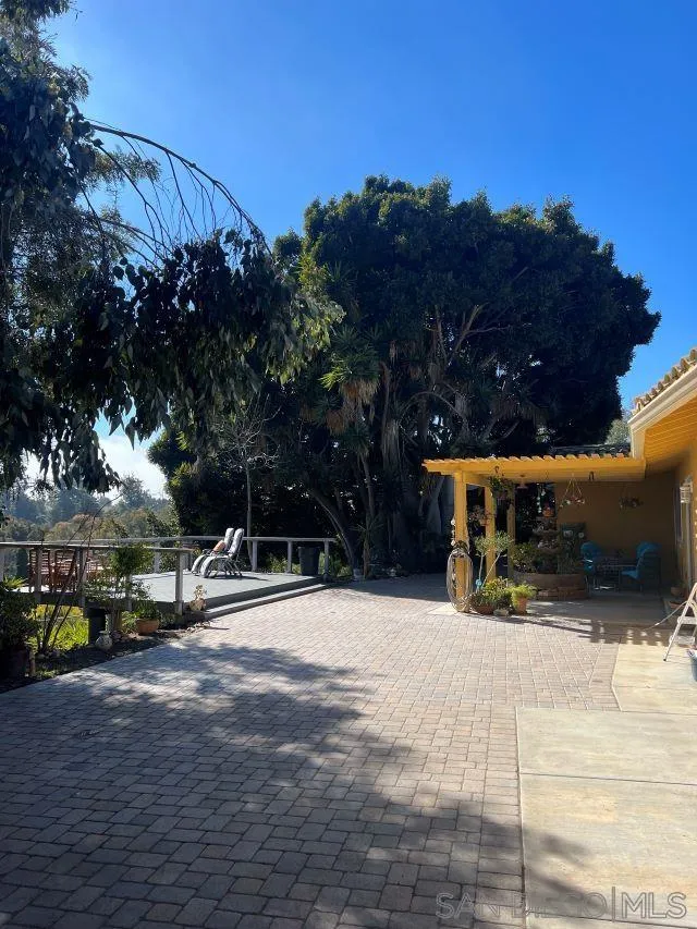 1410 Crestridge Drive Oceanside, CA 92054 - Photo 48 of 71