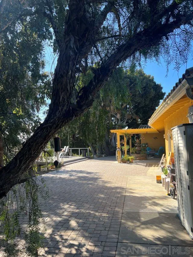 1410 Crestridge Drive Oceanside, CA 92054 - Photo 49 of 71