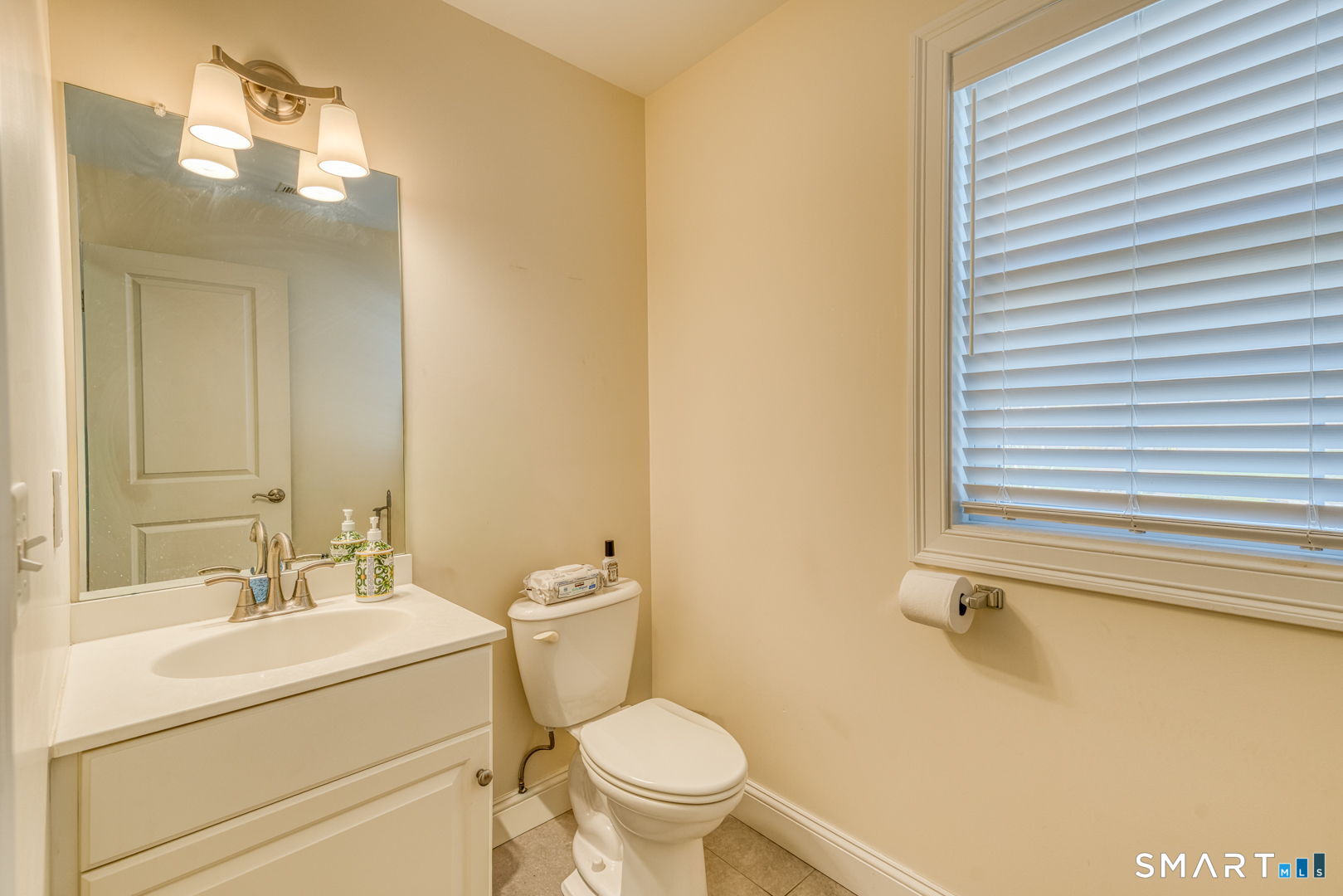 28 Armstrong Road, Unit C20 Coventry, CT 06238 - Photo 15 of 39