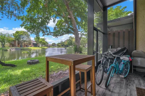 $400,000 | 4171 Southwest 85th Avenue, Davie, FL 33328