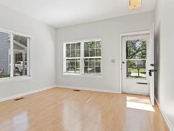 $2,750 | 2545 Eldorado Lane, Naperville, IL 60564