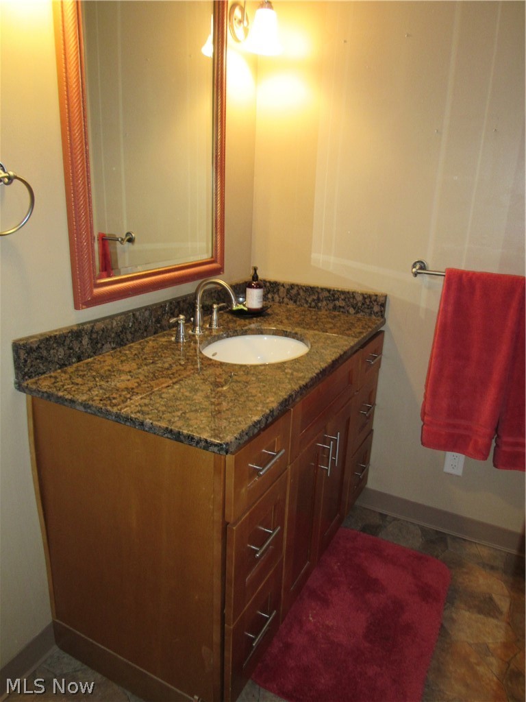 6639 Engle Road Cleveland, OH 44130 - Photo 14 of 19 Gallery Image 14