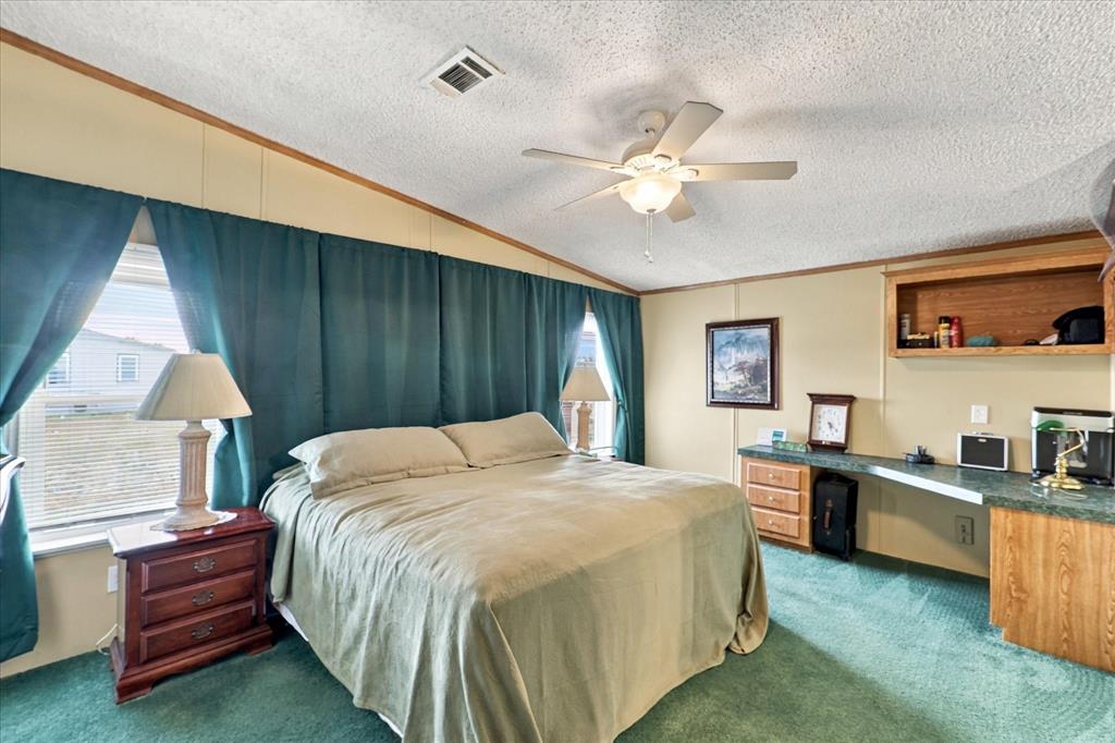 535 Stone Ridge Drive Ponder, TX 76259 - Photo 14 of 40 Gallery Image 14
