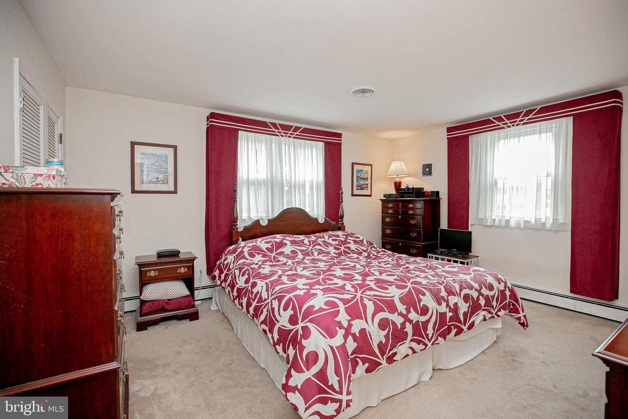 66 Red Lion Road Huntingdon Valley, PA 19006 - Photo 27 of 46 Primary bedroom upper level