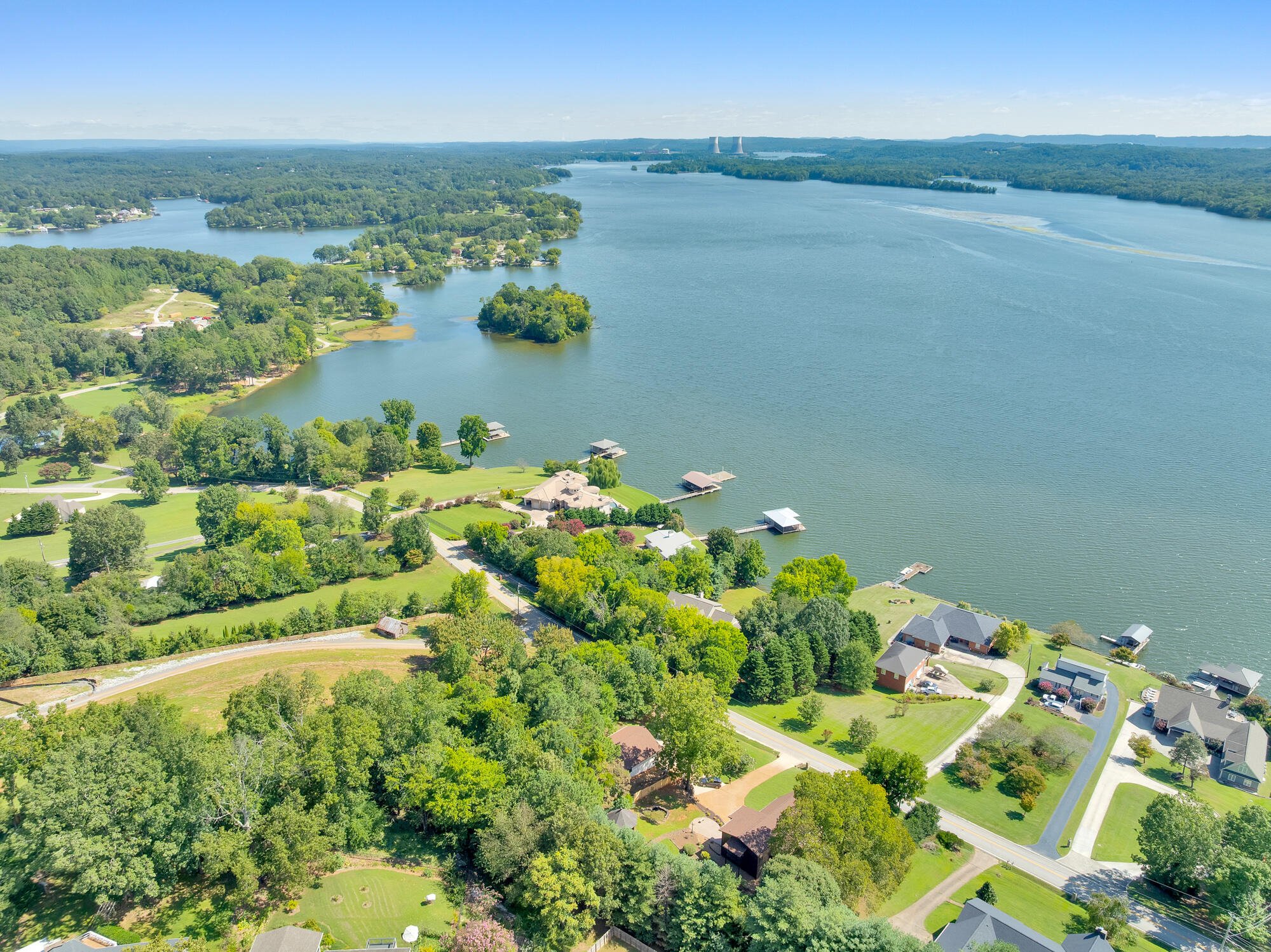 3521 Gold Point Circle South Hixson, TN 37343 - Photo 38 of 49 3513-Gold-Point-Cir-S-MLS-Photos-8