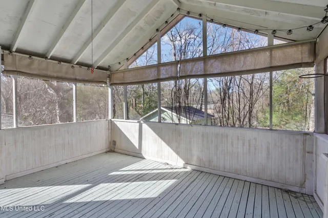 $307,000 | 3745 Kings Highway, Jackson, MS 39216