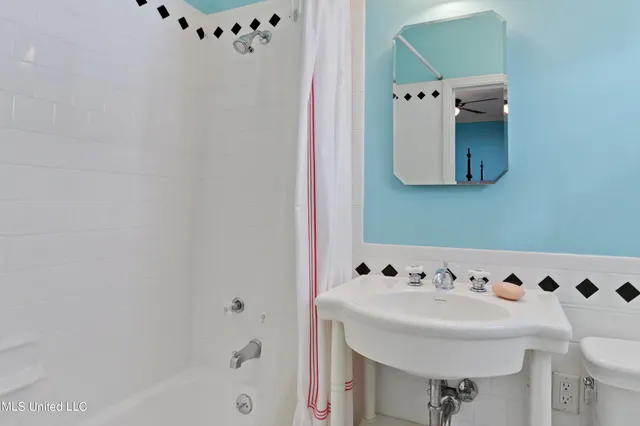 $307,000 | 3745 Kings Highway, Jackson, MS 39216