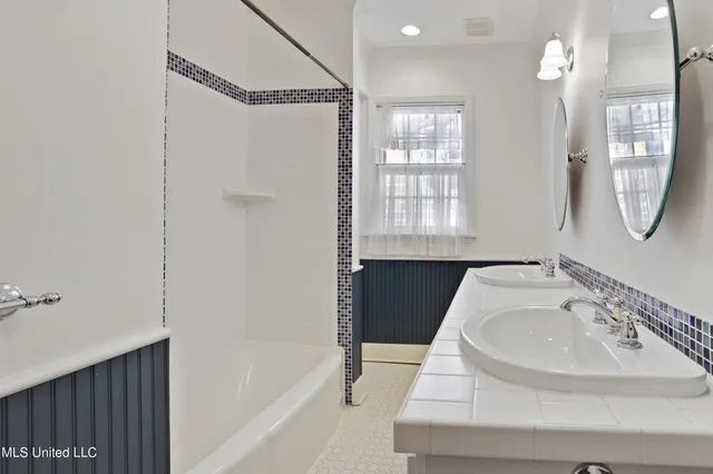 $307,000 | 3745 Kings Highway, Jackson, MS 39216