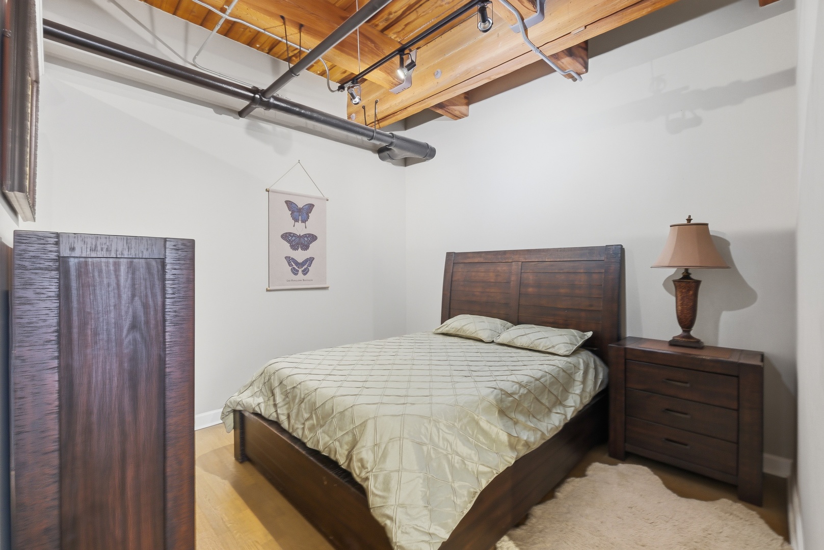 225 West Huron Street, Unit 313 Chicago, IL 60654 - Photo 6 of 27