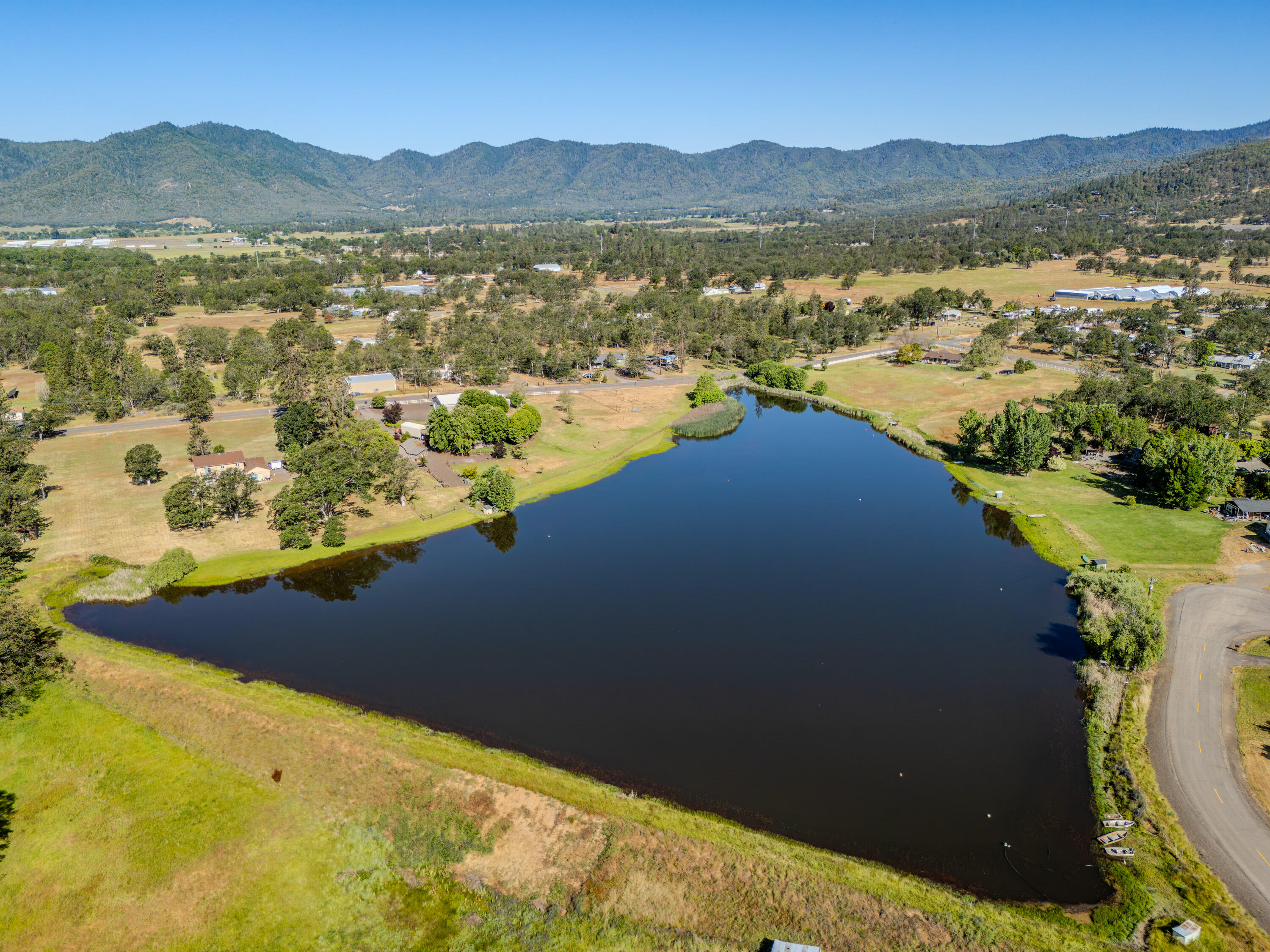 11775 Michael Road White City, OR 97503 - Photo 12 of 17 a view of lake and mountain