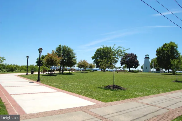 $1,300 | 520 Young Street, Havre de Grace, MD 21078