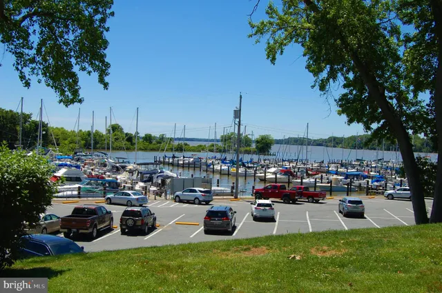 $1,300 | 520 Young Street, Havre de Grace, MD 21078