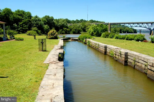 $1,300 | 520 Young Street, Havre de Grace, MD 21078