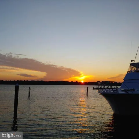 $1,300 | 520 Young Street, Havre de Grace, MD 21078