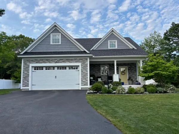 $1,039,000 | 8 Grover Avenue, Kittery, ME 03904
