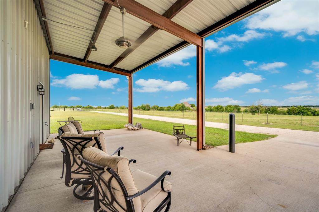 930 Pigg Road Waxahachie, TX 75165 - Photo 9 of 40