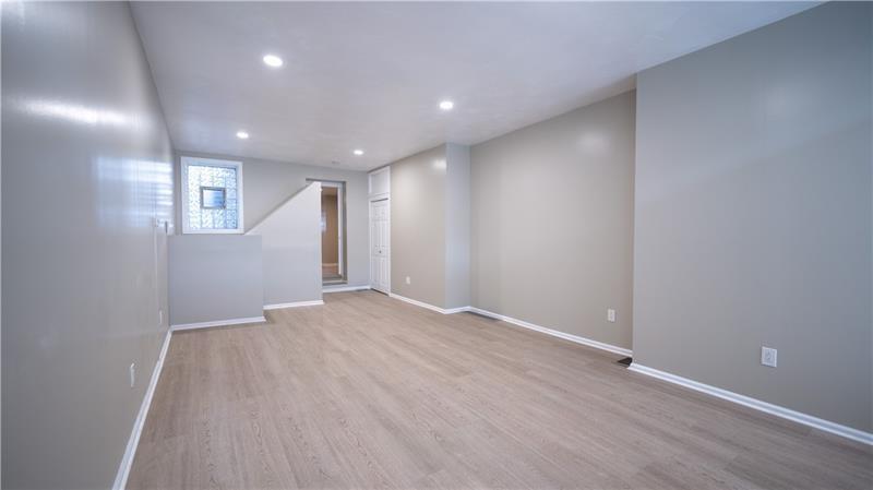 1017 East Carson Street Pittsburgh, PA 15203 - Photo 3 of 12