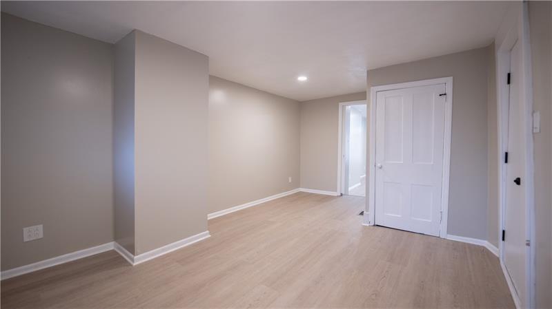 1017 East Carson Street Pittsburgh, PA 15203 - Photo 6 of 12