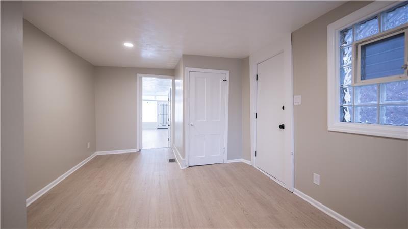 1017 East Carson Street Pittsburgh, PA 15203 - Photo 7 of 12