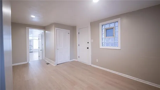 $950 | 1017 East Carson Street, Pittsburgh, PA 15203