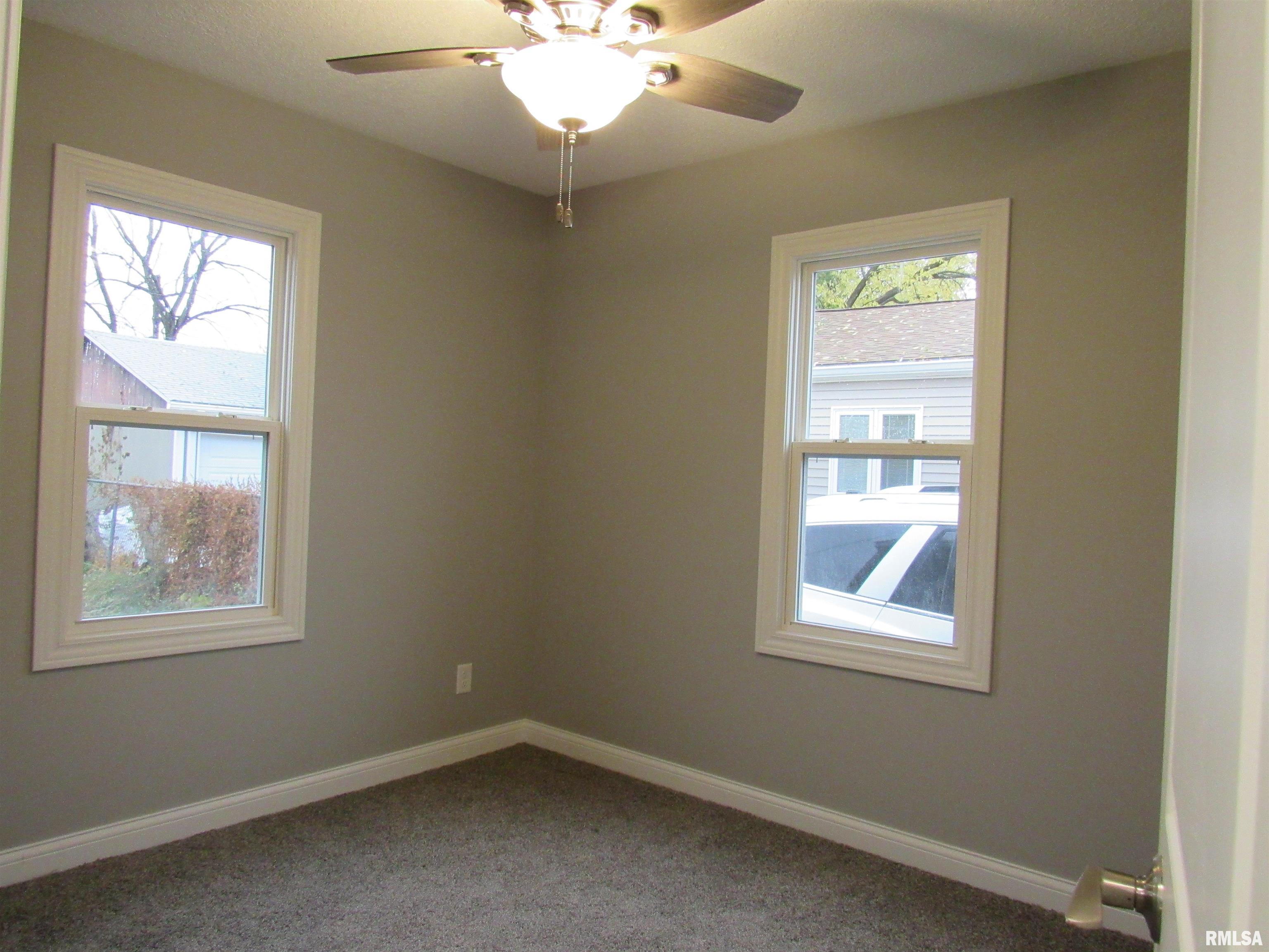 240 5th Street East Milan, IL 61264 - Photo 13 of 17