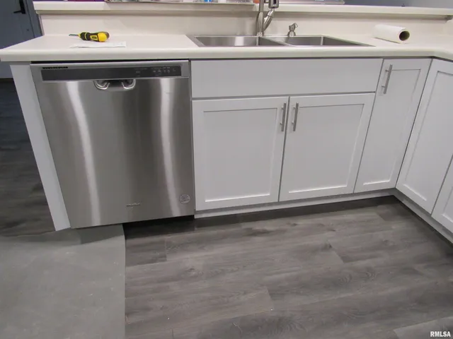 $1,100 | 240 5th Street East, Milan, IL 61264