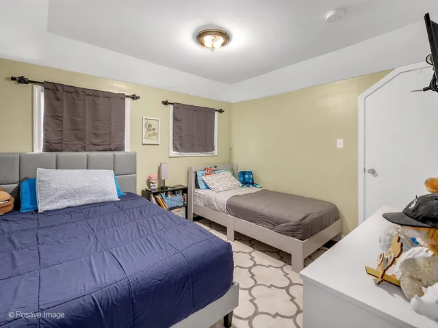 $355,000 | 7540 West 59th Street, Summit, IL 60501