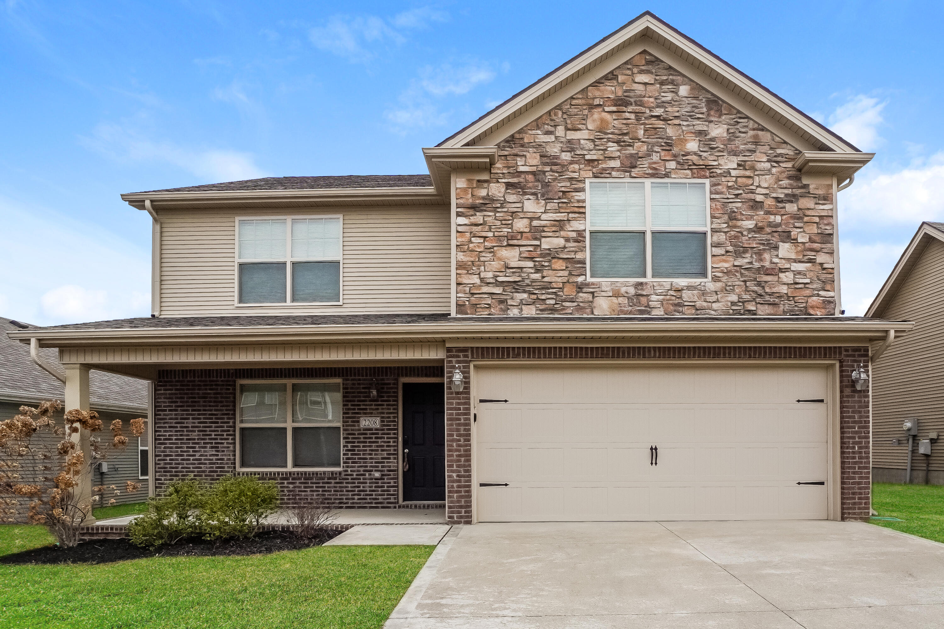 2208 Walcot Way Lexington, KY 40511 - Photo 1 of 17 017-photo-front-view-13452667