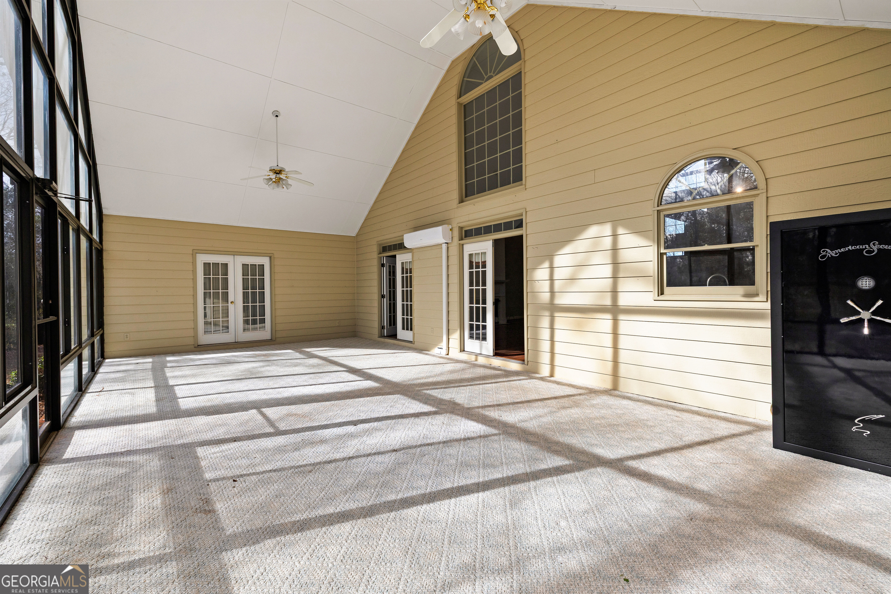 100 Beaver Run Trace Thomaston, GA 30286 - Photo 49 of 78 a bedroom with a bed and a large window