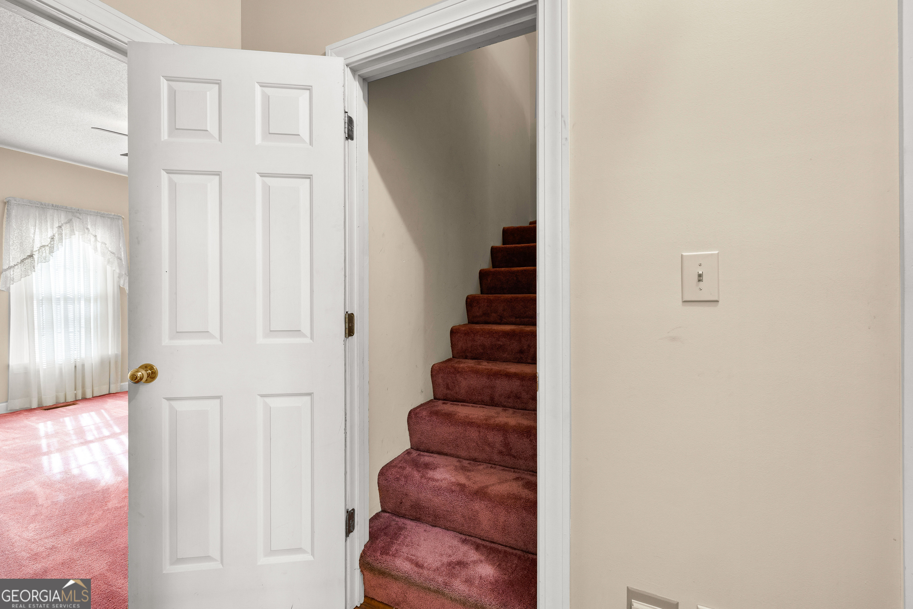 100 Beaver Run Trace Thomaston, GA 30286 - Photo 59 of 78 a view of entryway with stairs