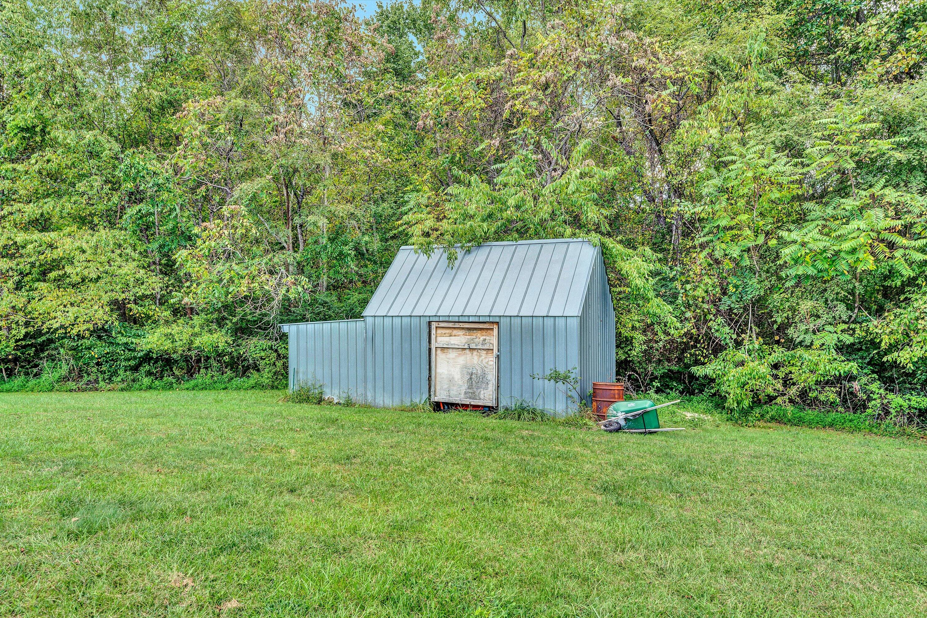 2023 Lipscomb Road Moneta, VA 24121 - Photo 36 of 41 34-092020240224
