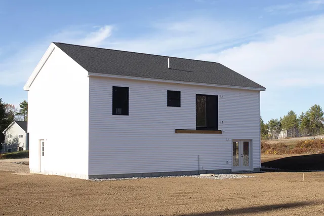 $519,000 | 9 Hunters Haven, Standish, ME 04085