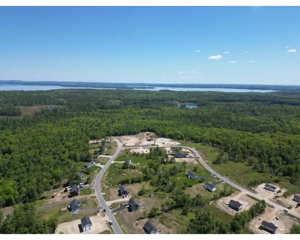 $519,000 | 9 Hunters Haven, Standish, ME 04085