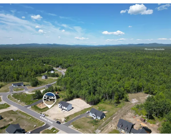 $519,000 | 9 Hunters Haven, Standish, ME 04085