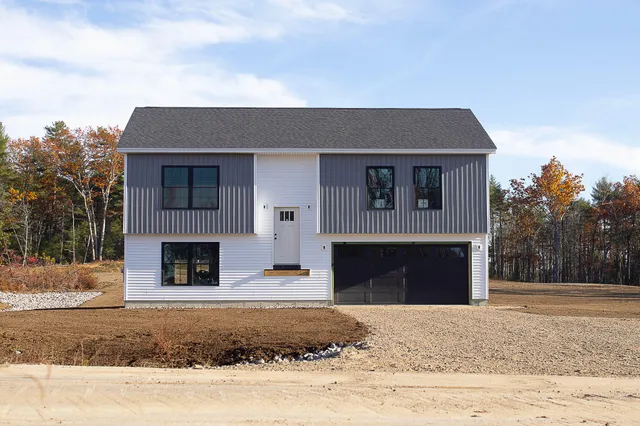 $519,000 | 9 Hunters Haven, Standish, ME 04085