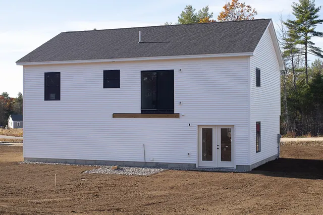 $519,000 | 9 Hunters Haven, Standish, ME 04085