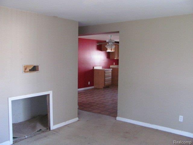 7 Living Room