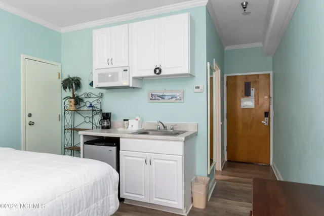 $130,000 | 602 West Fort Macon Road, Unit 139, Atlantic Beach, NC 28512