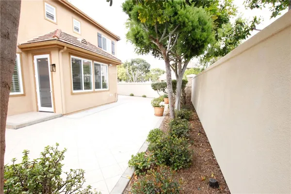 $8,950 | 4 Menton, Newport Coast, CA 92657