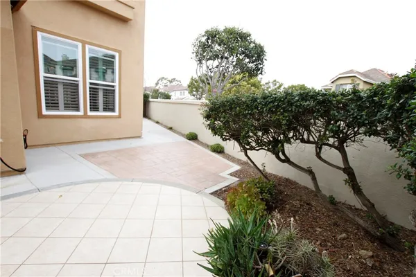 $8,950 | 4 Menton, Newport Coast, CA 92657