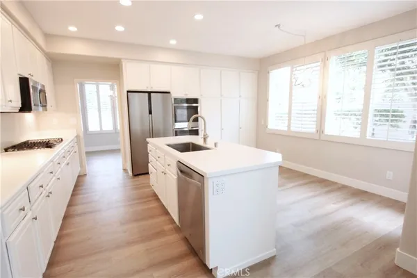 $8,950 | 4 Menton, Newport Coast, CA 92657