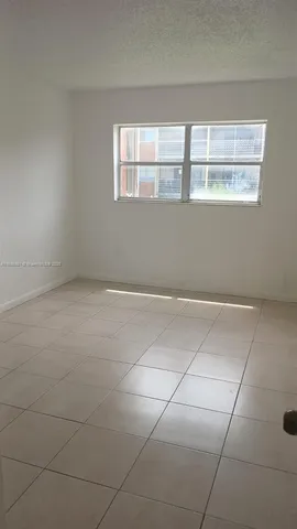 $137,000 | 3610 Northwest 21st Street, Unit 313, Lauderdale Lakes, FL 33311