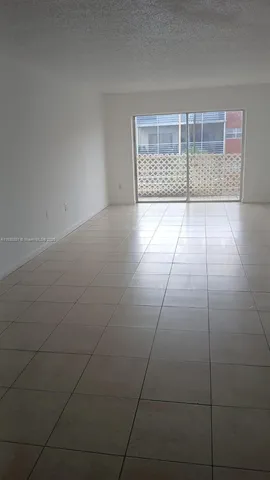 $137,000 | 3610 Northwest 21st Street, Unit 313, Lauderdale Lakes, FL 33311