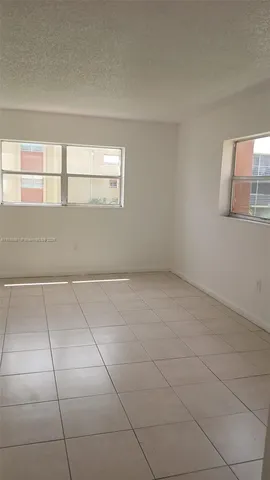 $137,000 | 3610 Northwest 21st Street, Unit 313, Lauderdale Lakes, FL 33311