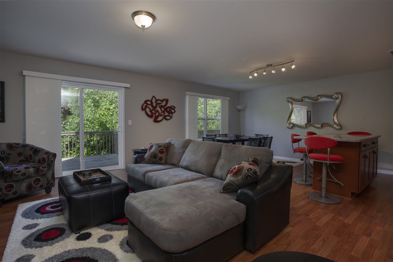 7634 Jockey Drive Loves Park, IL 61111 - Photo 15 of 25 a living room with furniture and a window