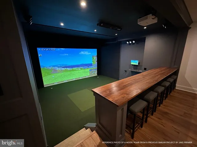 a view of livingroom with furniture