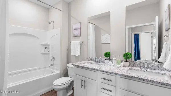 $364,400 | 720 Honeysuckle Loop, Canton, MS 39046