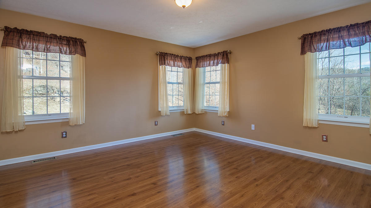 6917 Botetourt Road Fincastle, VA 24090 - Photo 22 of 53 Master Bedroom